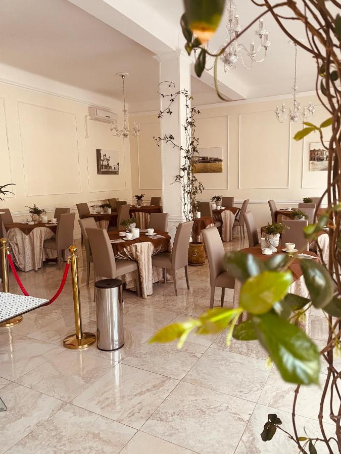 Hotel Regina Margherita Bordighera Exterior foto